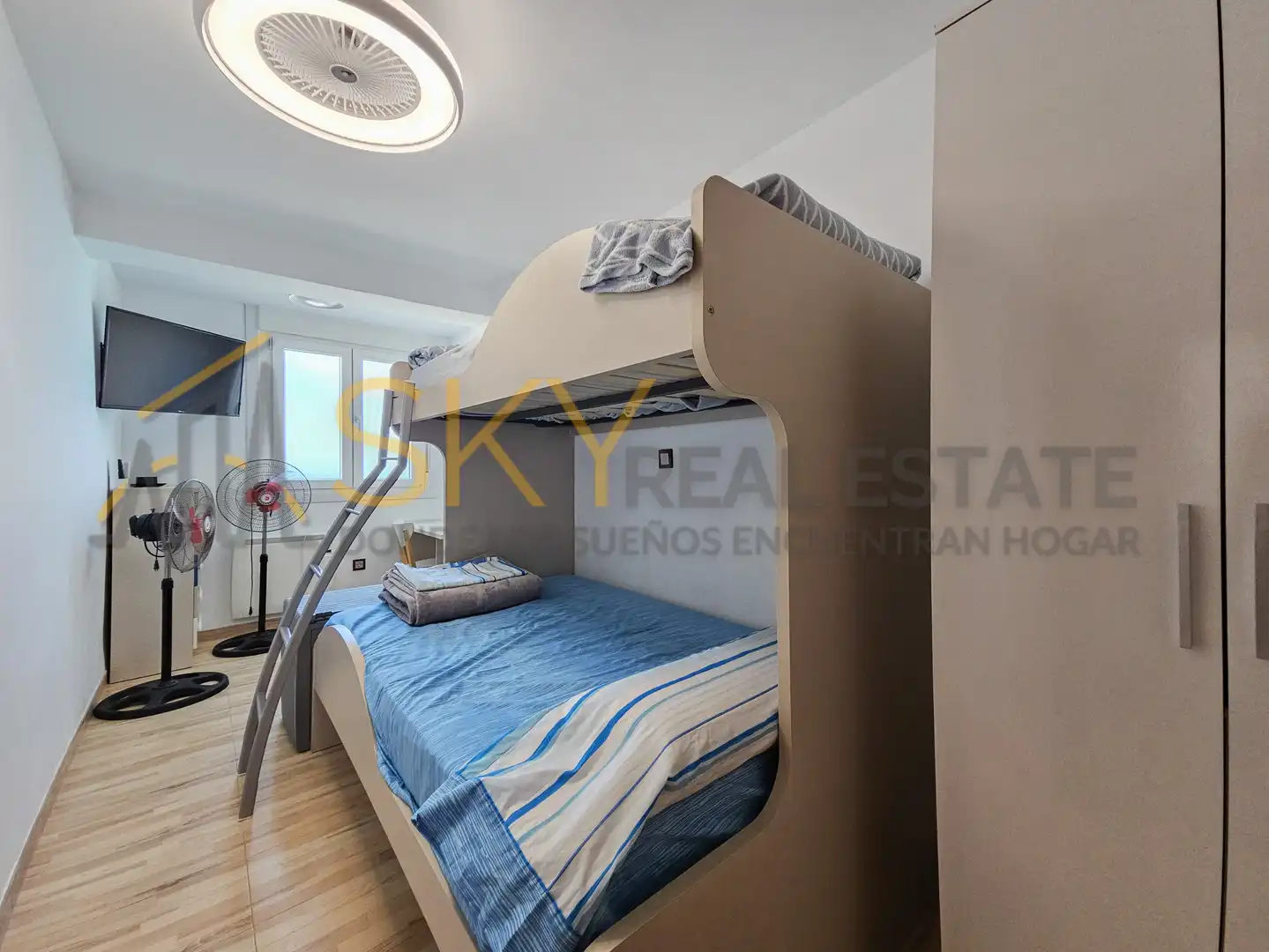 Bedroom of Flat for sale in Cullera  with Heating, Furnished and Community pool