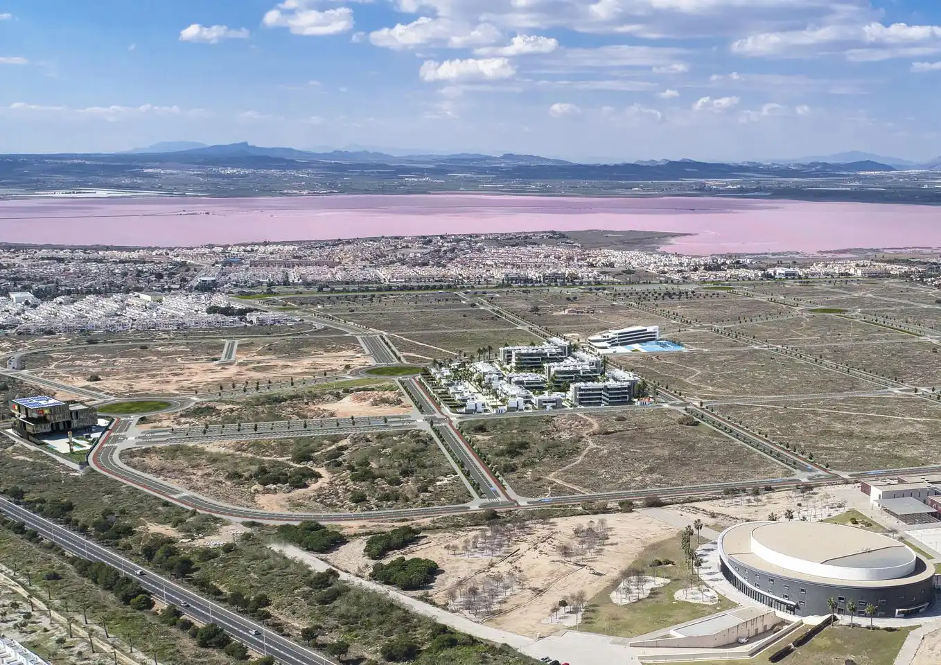 Außenansicht von Haus oder Chalet zum Verkauf in Torrevieja mit Klimaanlage, Privatgarten und Terrasse