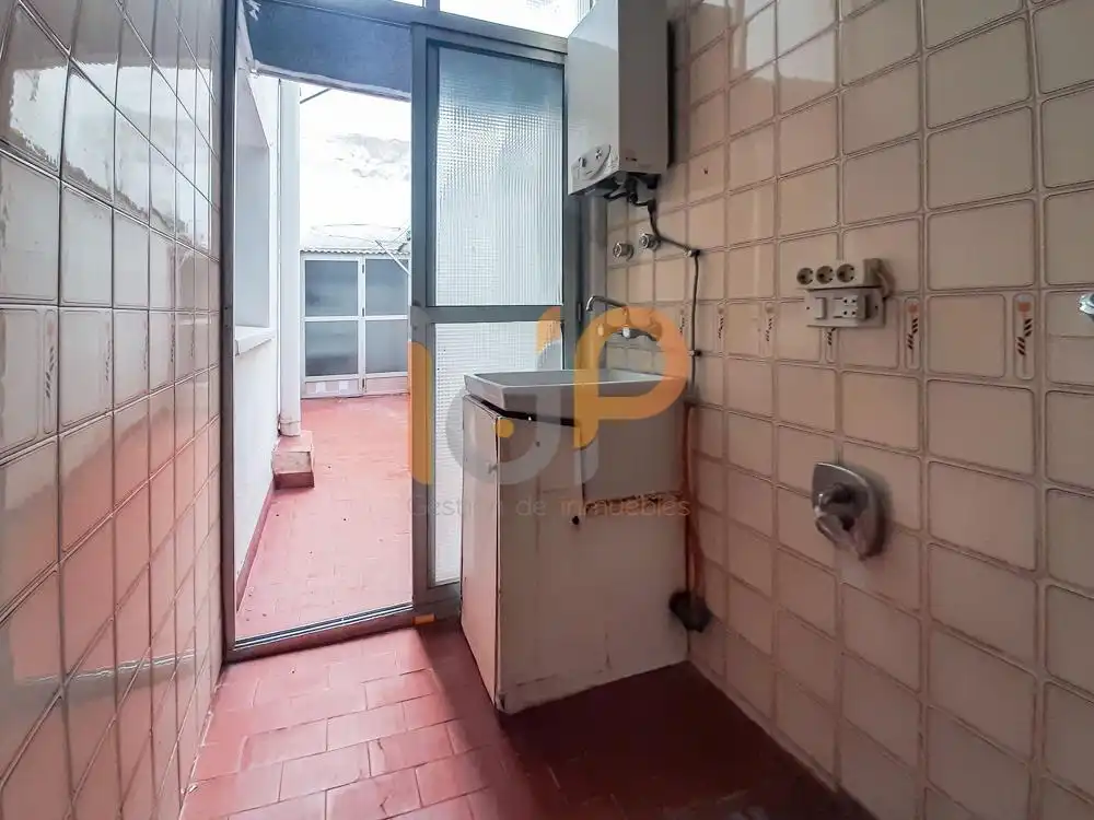 Kitchen of Flat for sale in Úbeda  with Balcony