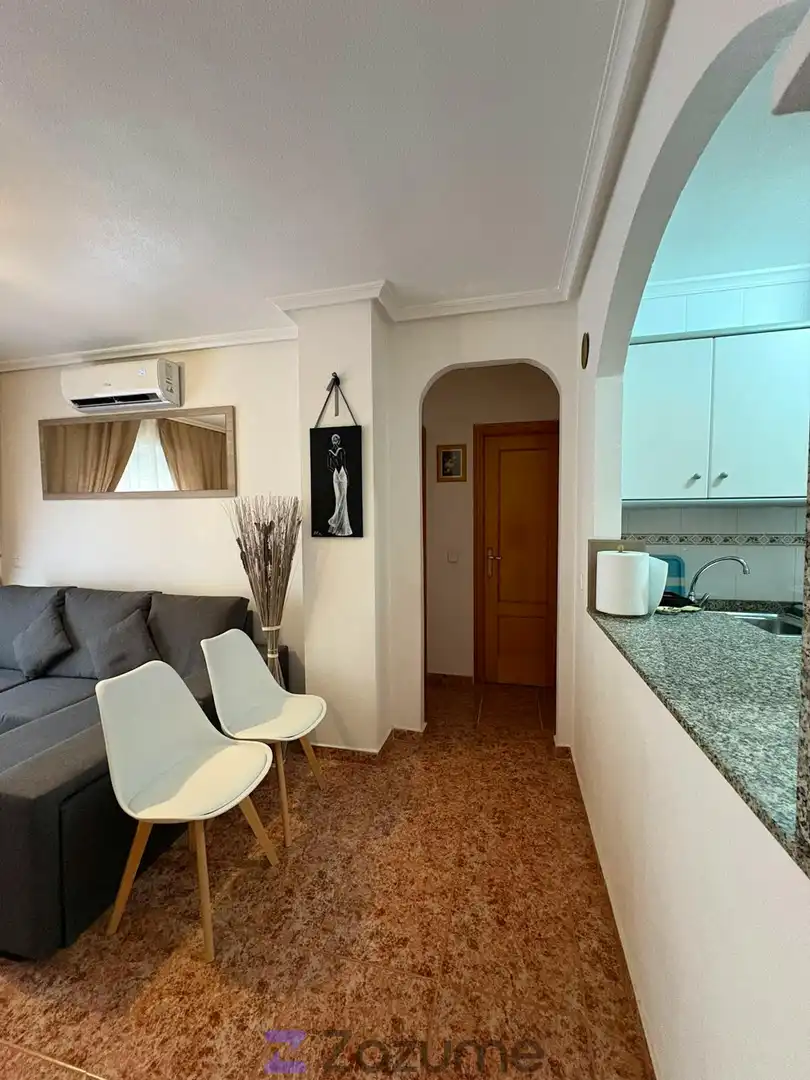 Piso de alquiler en Torrevieja con Aire acondicionado, Calefacción y Piscina