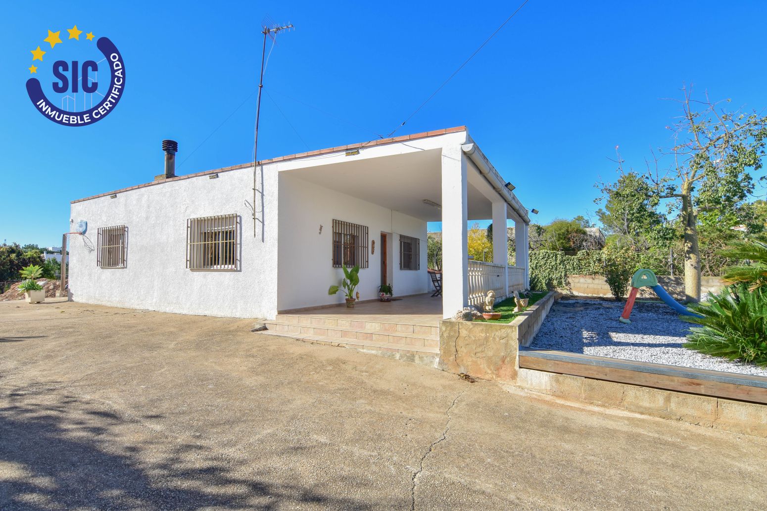 Exterior view of House or chalet for sale in Catadau  with Heating, Private garden and Terrace