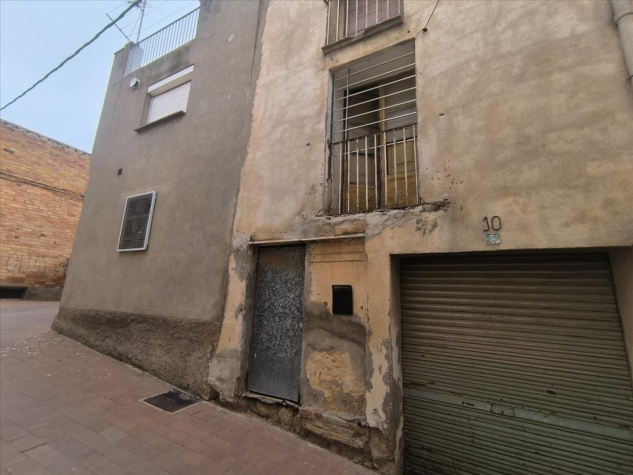 Vista exterior de Casa o xalet en venda en Albesa amb Terrassa