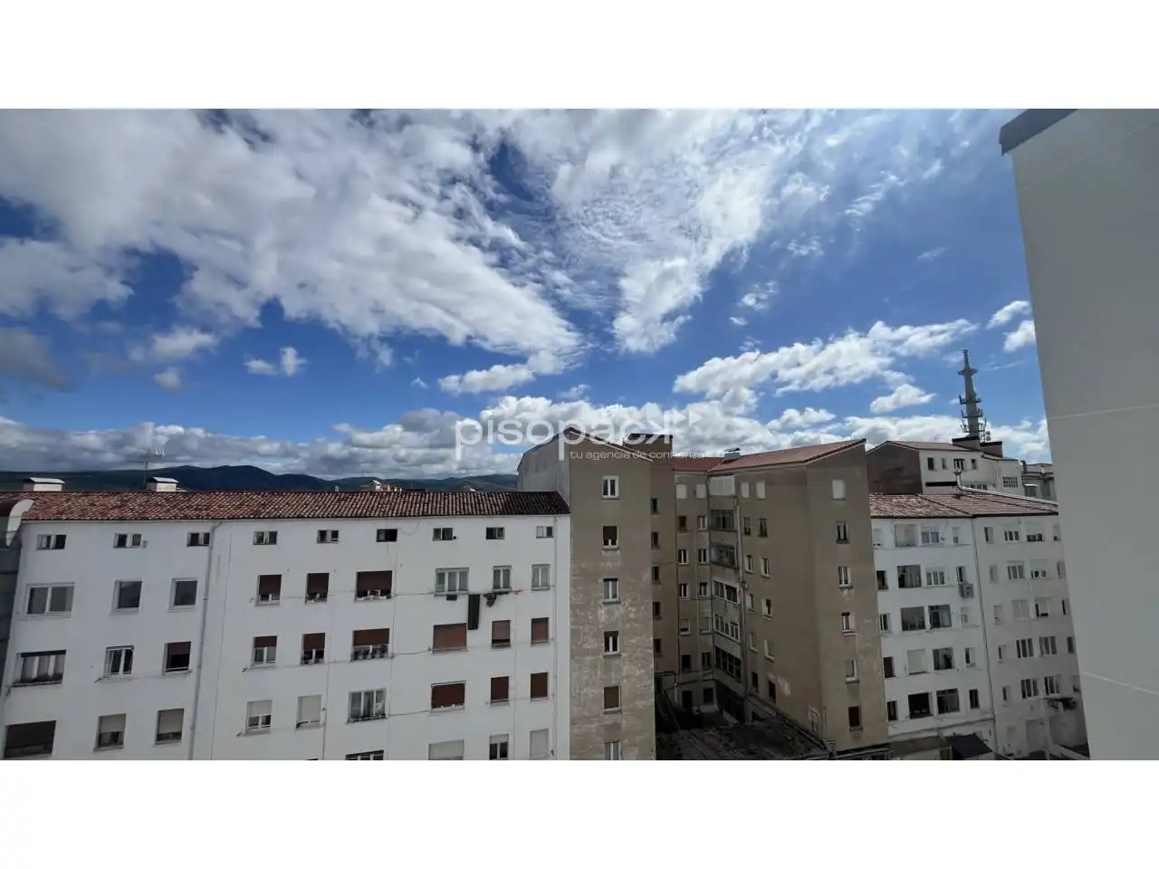 Exterior view of Flat for sale in  Pamplona / Iruña  with Heating, Parquet flooring and Storage room
