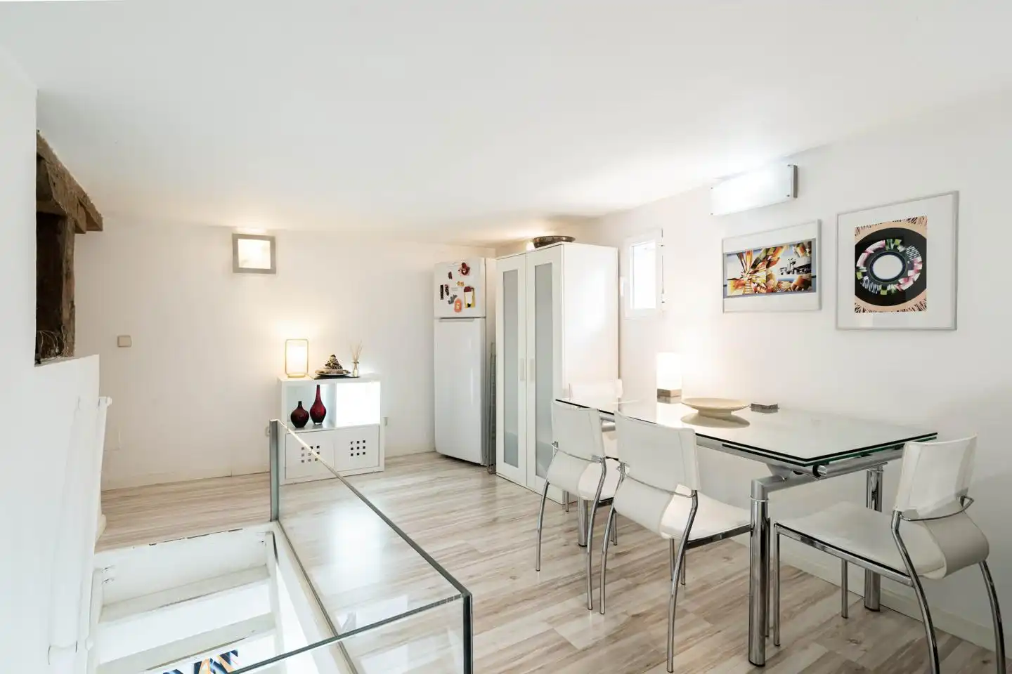 Ground floor for rent in Madrid  with Air Conditioner, Furnished and Internet