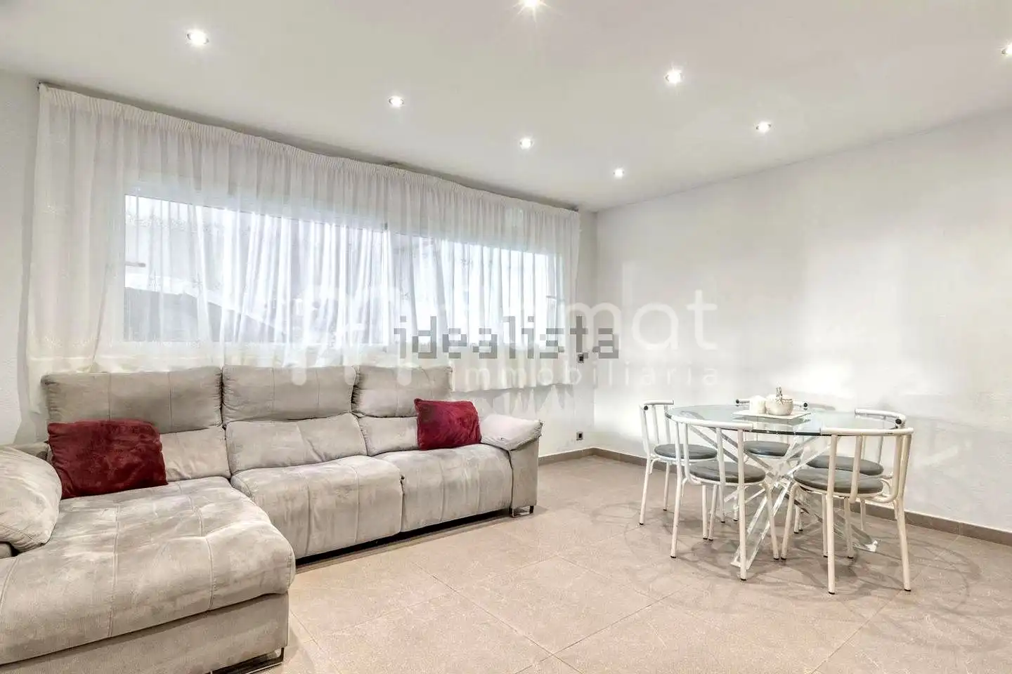 Sala d'estar de Casa o xalet en venda en Tordera amb Terrassa i Piscina