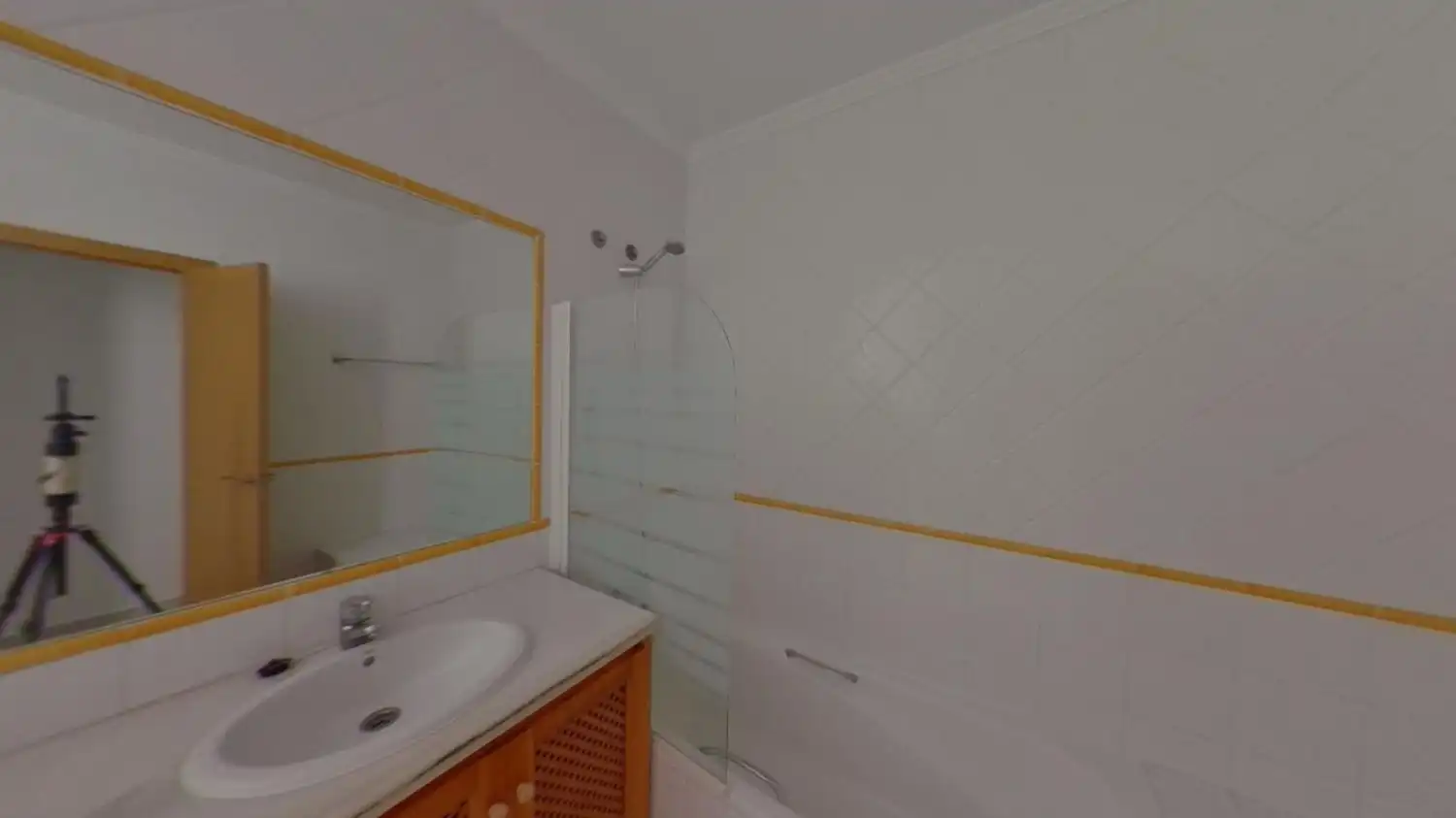 Bathroom of Duplexes for sale in Marbella  with Heating, Terrace and Community pool