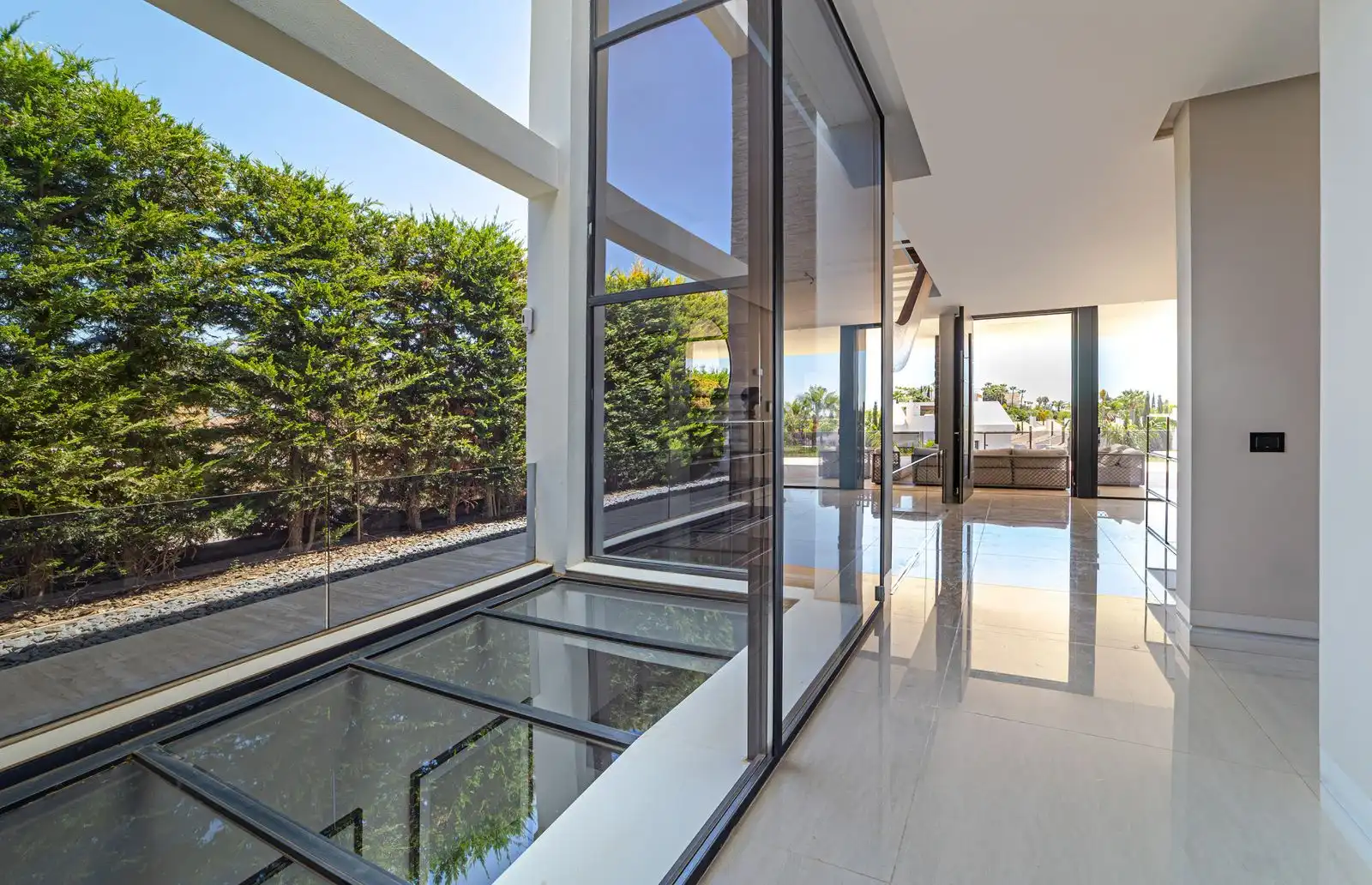 Haus oder Chalet zur Miete in Marbella mit Klimaanlage, Privatgarten und Terrasse