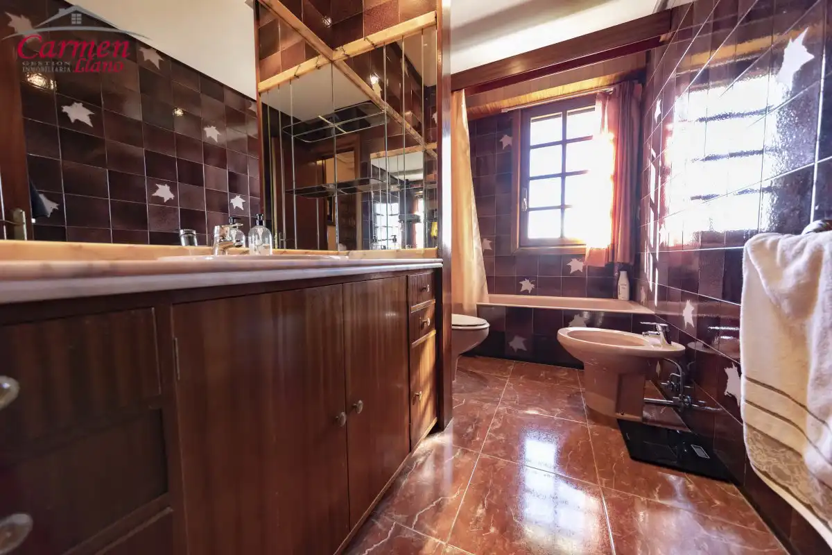 Baño de Casa o chalet en venta en Getxo  con Calefacción, Jardín privado y Terraza