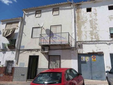 House for sale in Calle Rio Garganton 27