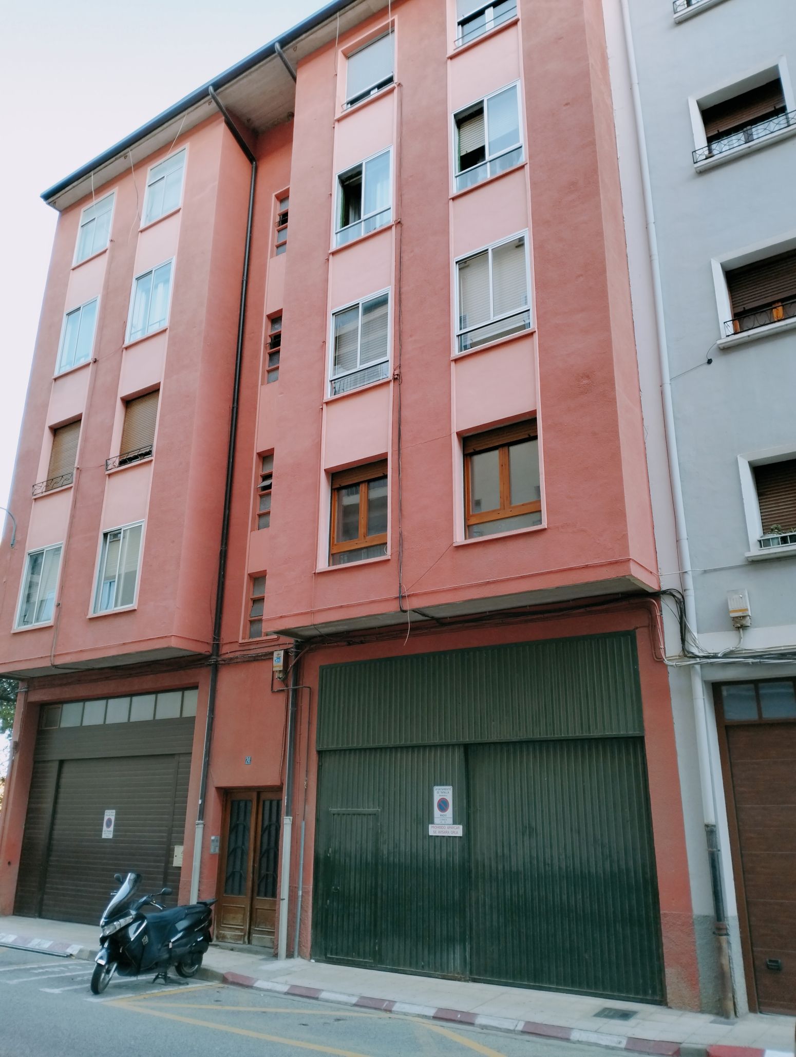 Vista exterior de Pis en venda en Tafalla amb Calefacció i Jardí privat