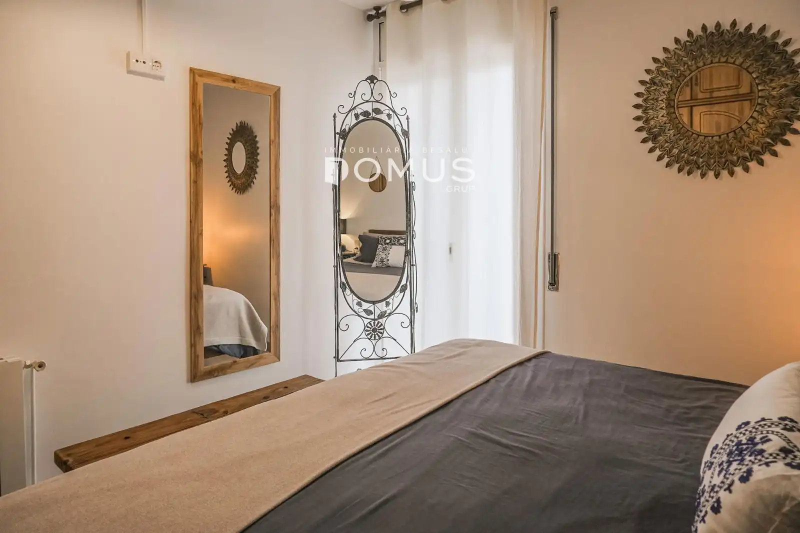 Bedroom of Houses for sale in Besalú  with Air Conditioner, Private garden and Terrace