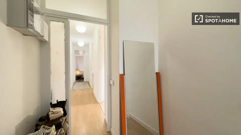 Room in Barcelona, Barcelona