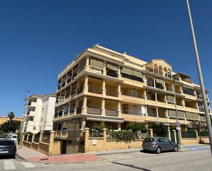 Exterior view of Flat for sale in Vélez-Málaga  with Air Conditioner, Heating and Community pool