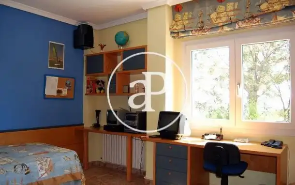 Casa o chalet en venta en Sagunto / Sagunt con Aire acondicionado, Calefacción y Jardín privado