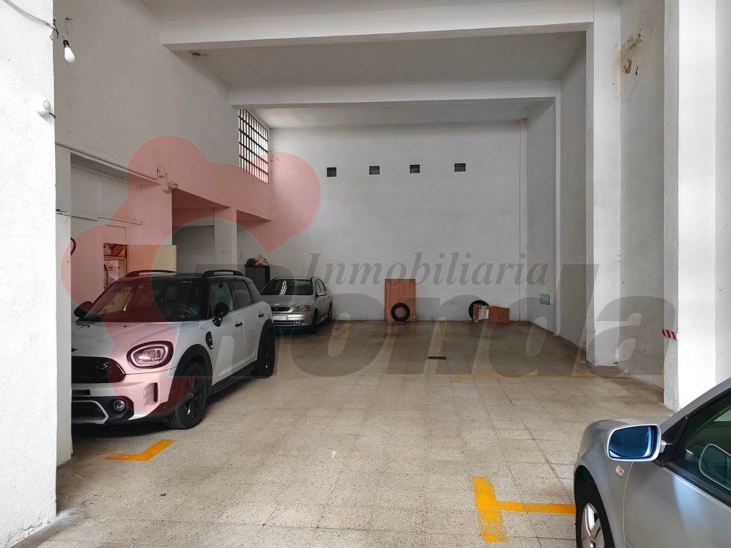 Parking of Premises for sale in Lugo Capital