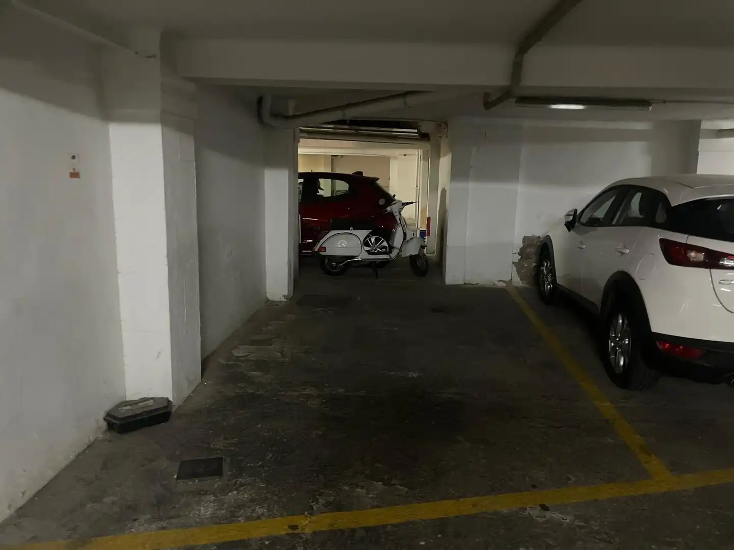 Parking de Piso en venta en Córdoba con Calefacción, Jardín privado y Piscina comunitaria