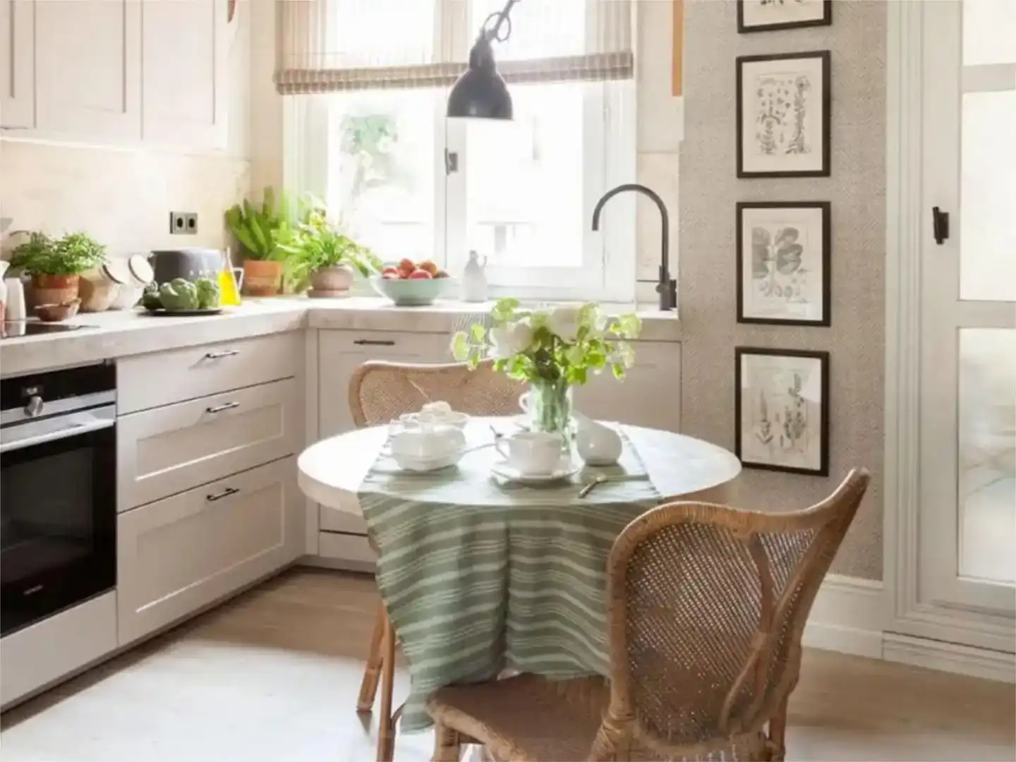 Cocina de Piso en venta en Málaga con Aire acondicionado y Amueblado
