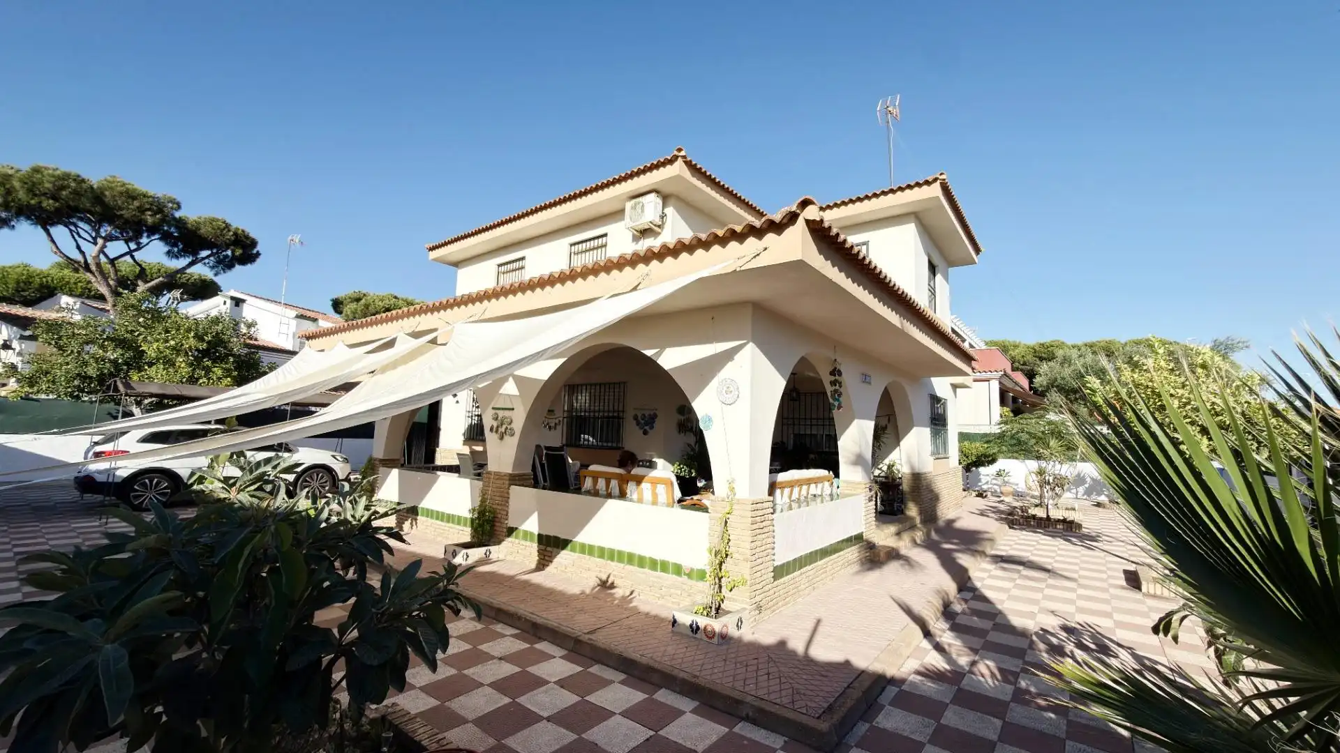 Houses for sale in Islantilla  with Air Conditioner, Private garden and Terrace