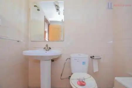 Badezimmer von Wohnung zum Verkauf in Atarfe