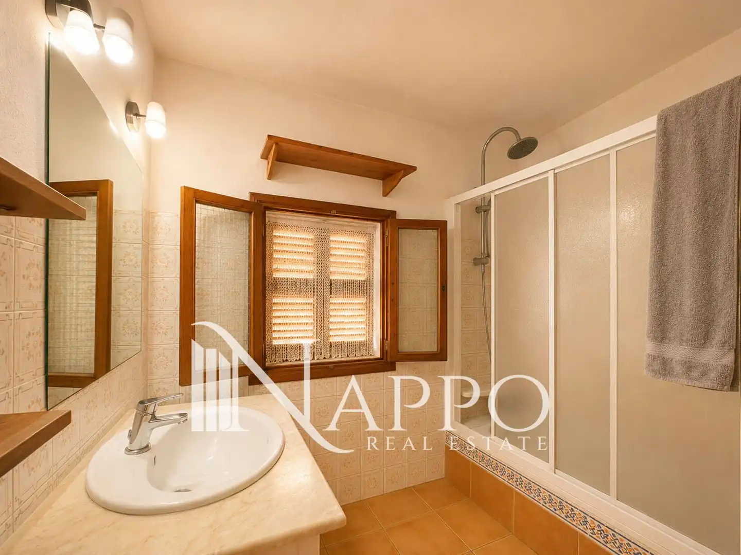 Bathroom of Detached homes for sale in Sóller  with Heating, Terrace and Storage room