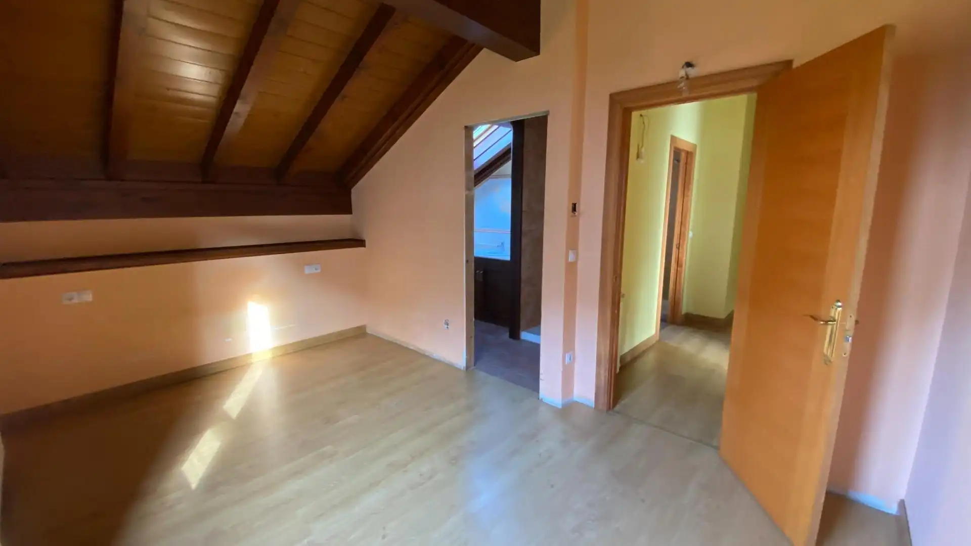 Casa amb jardí en venda a PESUES, imagen 33