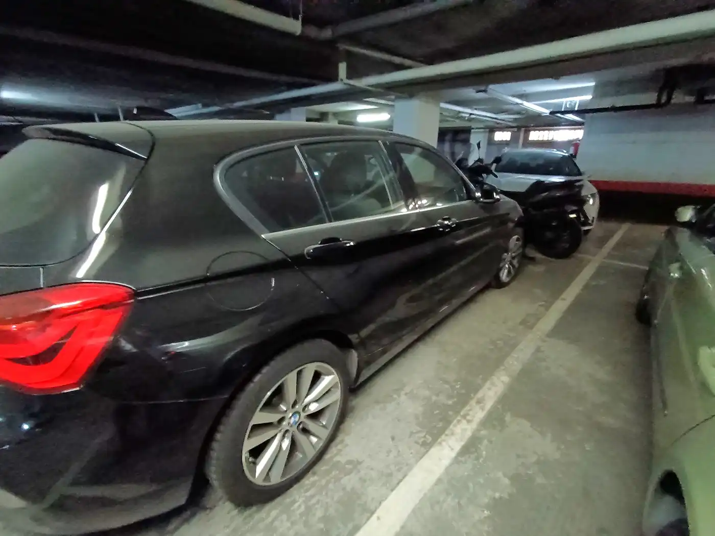Parking de Piso en venta en Getxo  con Calefacción y Trastero