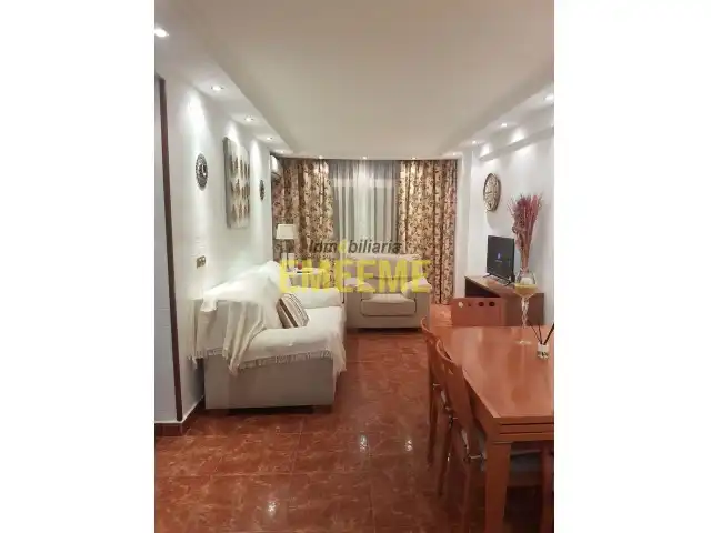 Piso de alquiler en Girón - Las Delicias