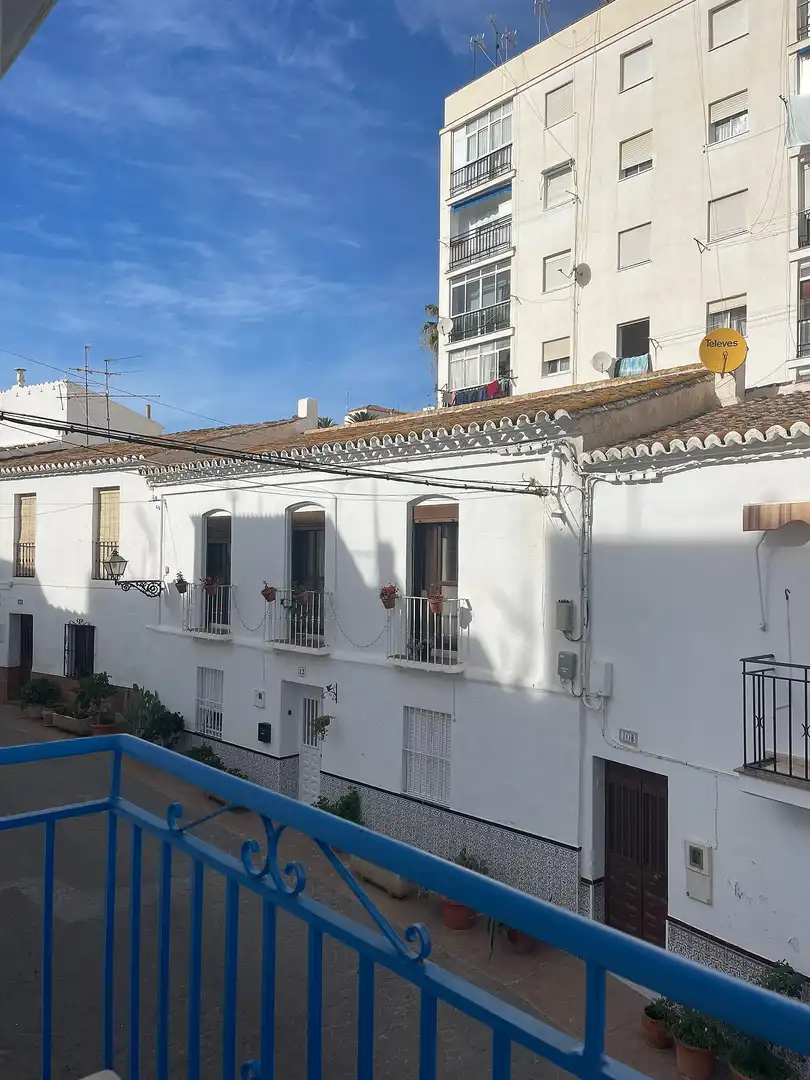Vista exterior de Casa o xalet en venda en Torrox amb Aire condicionat i Terrassa