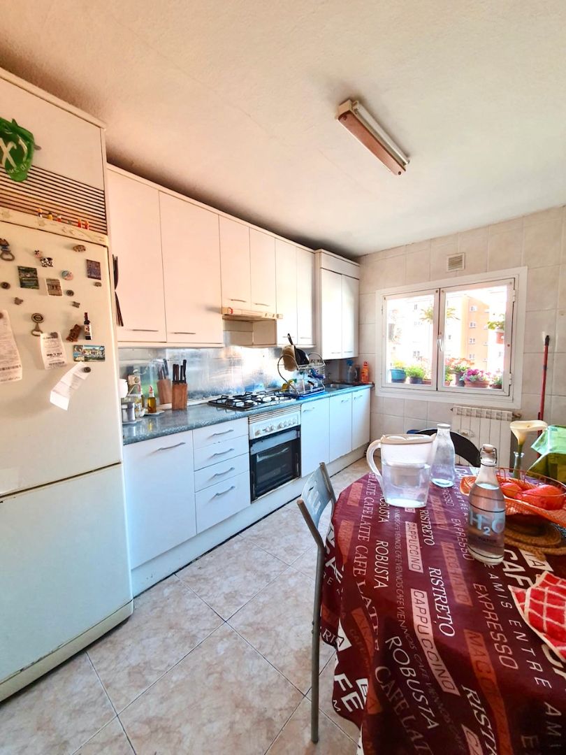 Kitchen of Flat for sale in Gijón   with Heating and Furnished