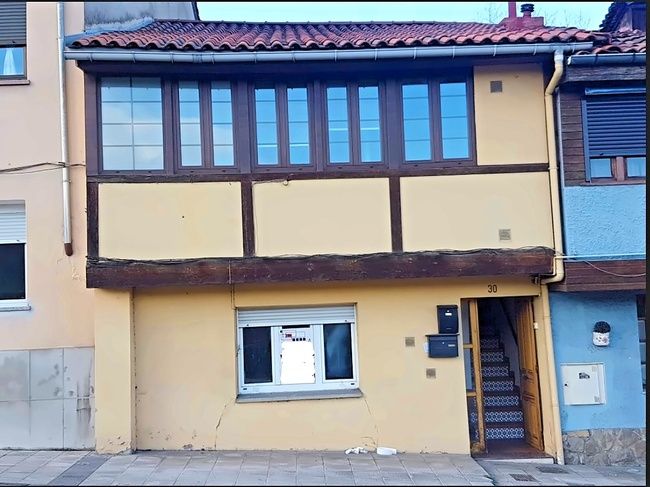 Exterior view of Single-family semi-detached for sale in Oviedo 