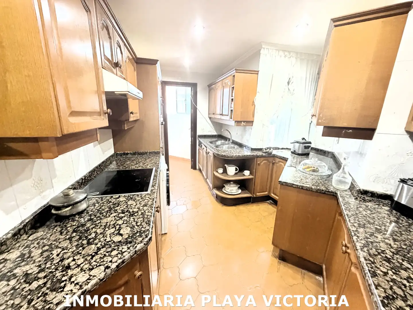 Cocina de Piso en venta en Cádiz con Terraza