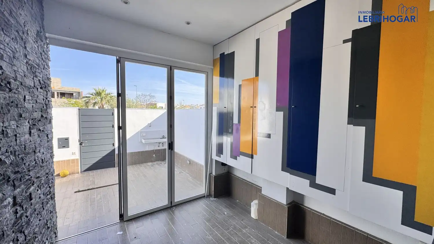 Casa adosada en venta en Lebrija con Aire acondicionado, Calefacción y Terraza