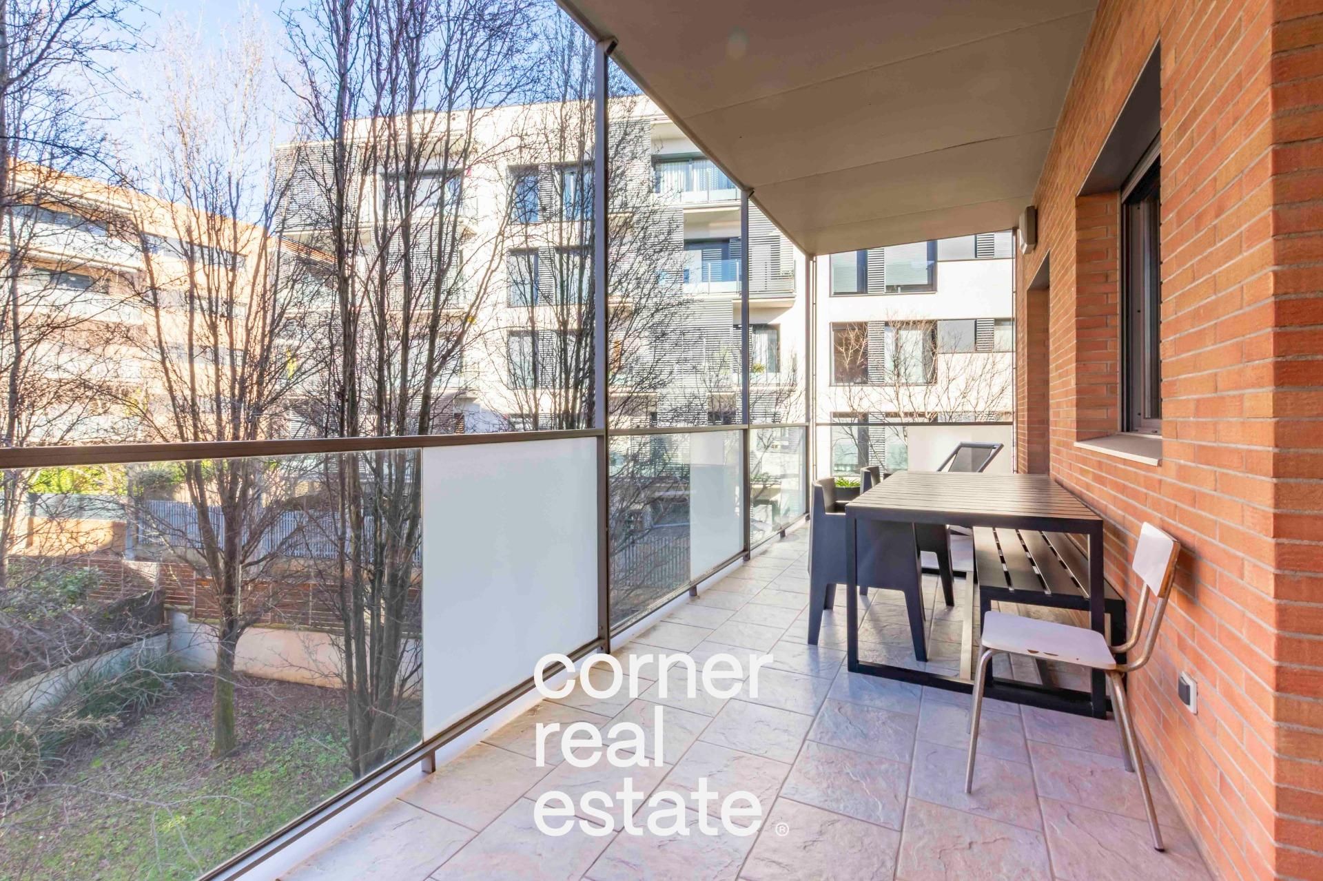Exterior view of Flat for sale in Sant Cugat del Vallès  with Private garden, Parquet flooring and Terrace