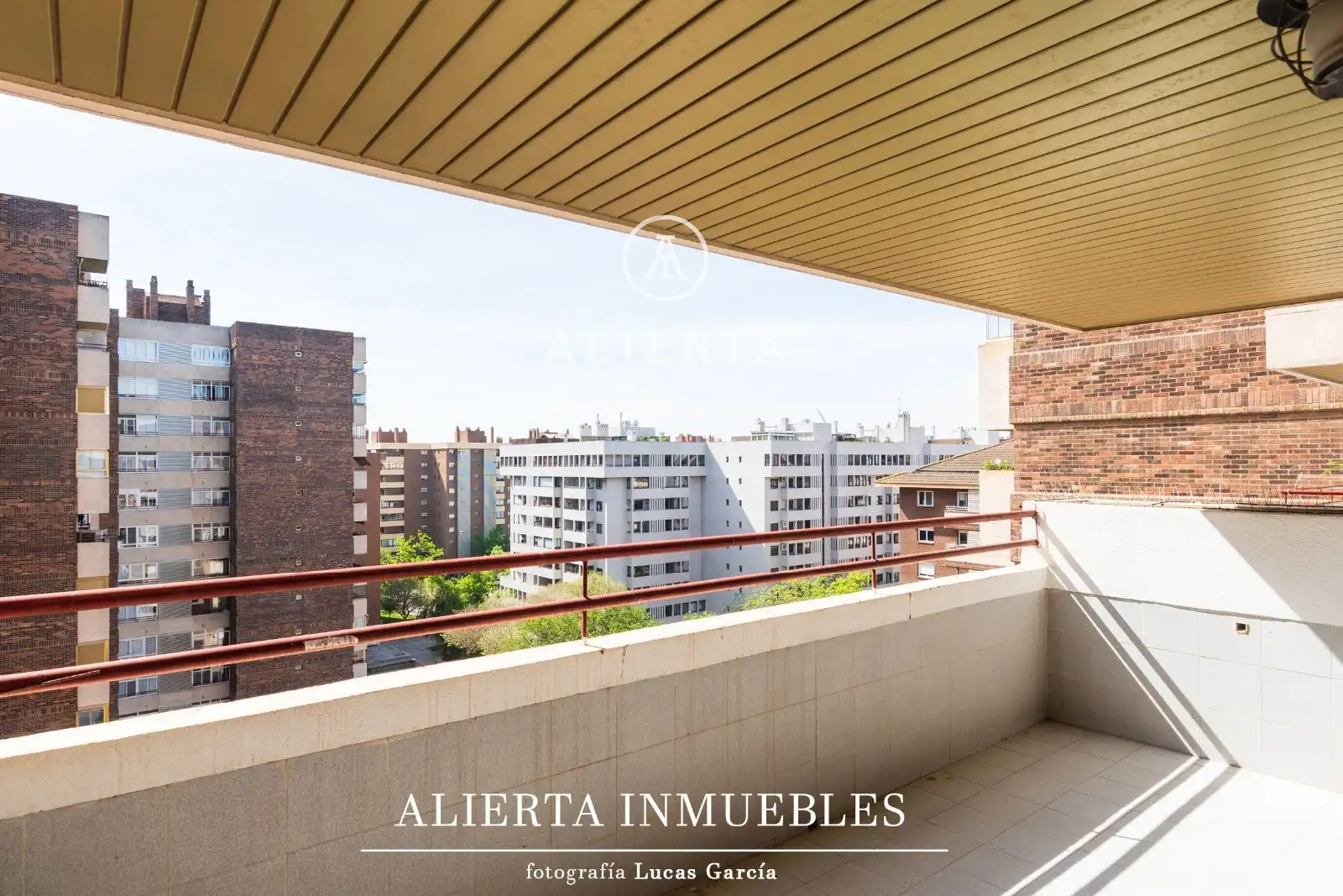 Exterior view of Flat for sale in Zaragoza  with Heating and Storage room