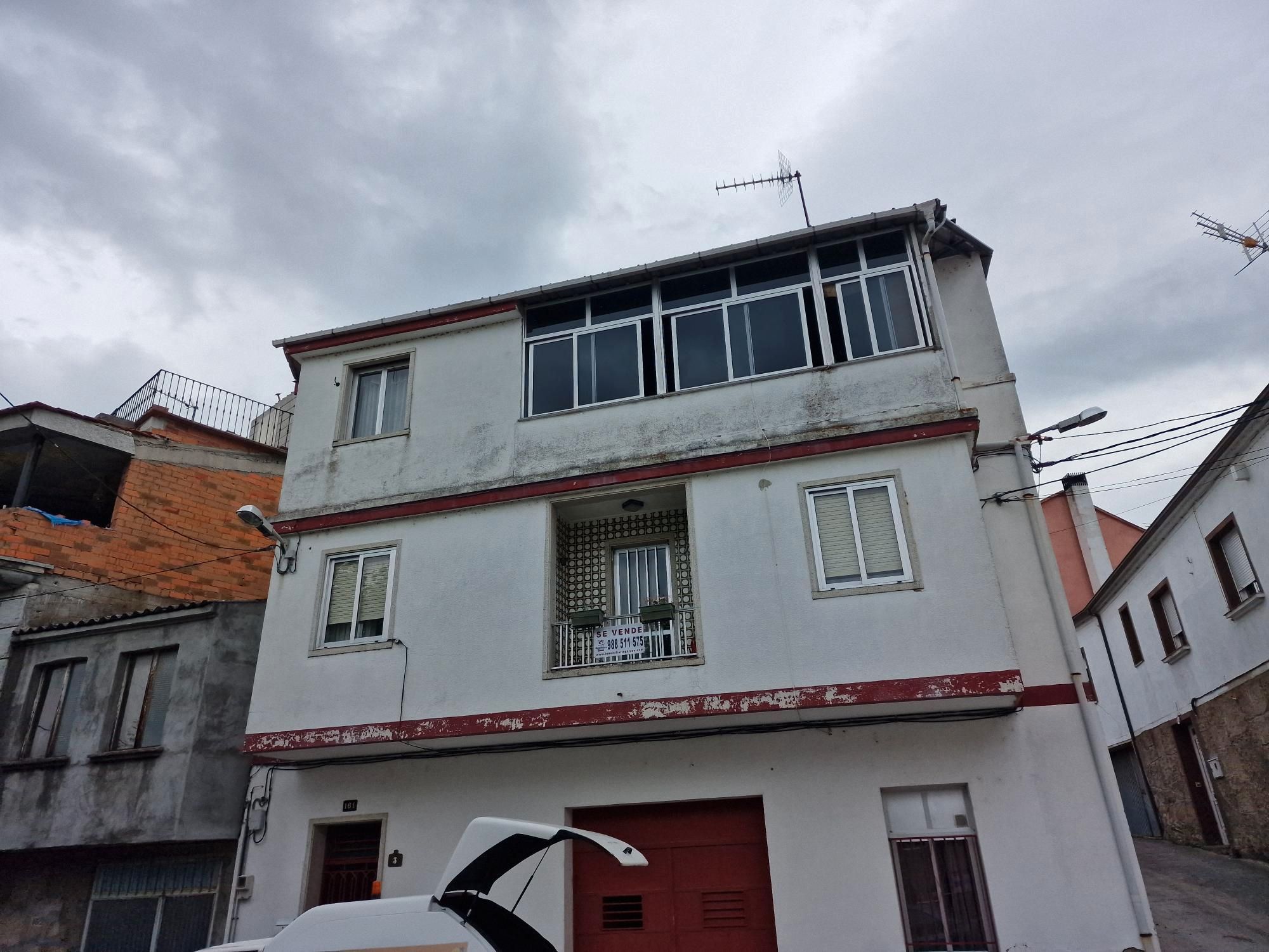 Vista exterior de Casa o chalet en venta en Ourense Capital  con Terraza, Trastero y Lavadora