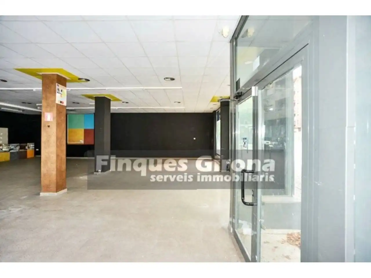 Local comercial en venta en Calle Santa Eugenia, imagen 2