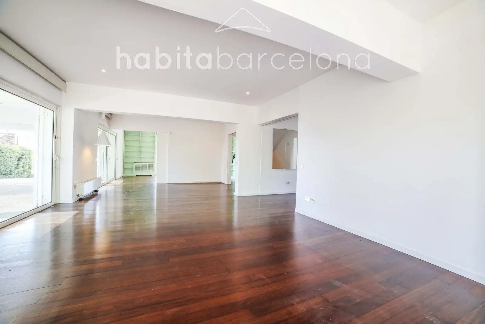 Living room of Houses for rent in Barcelona  with Air Conditioner, Heating and Private garden