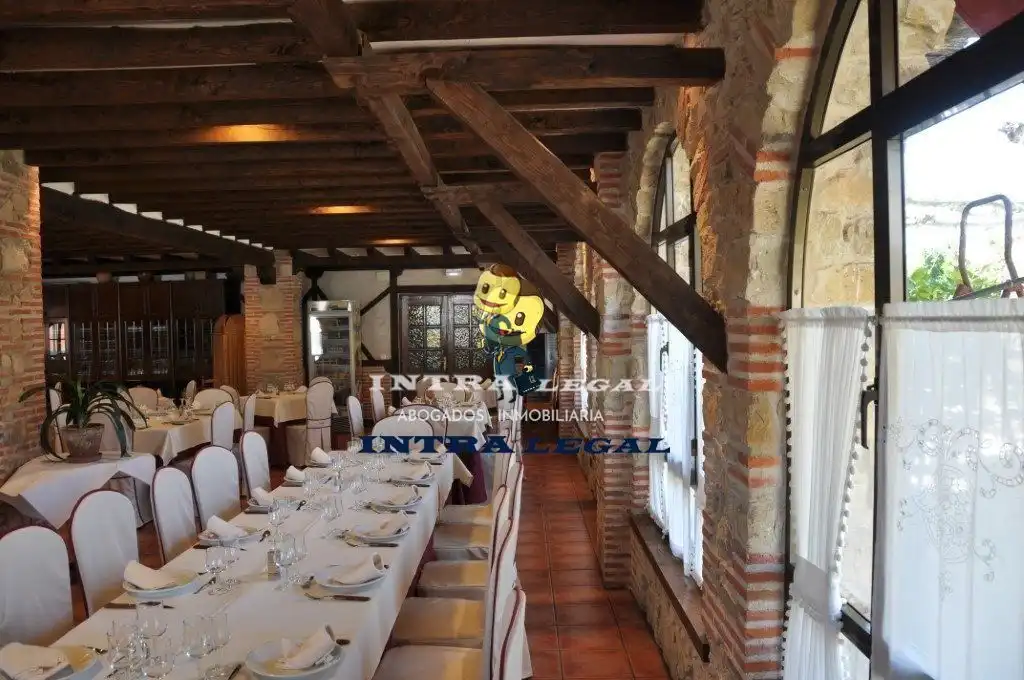Local en venta en Sotoserrano con Aire acondicionado, Amueblado y Alarma