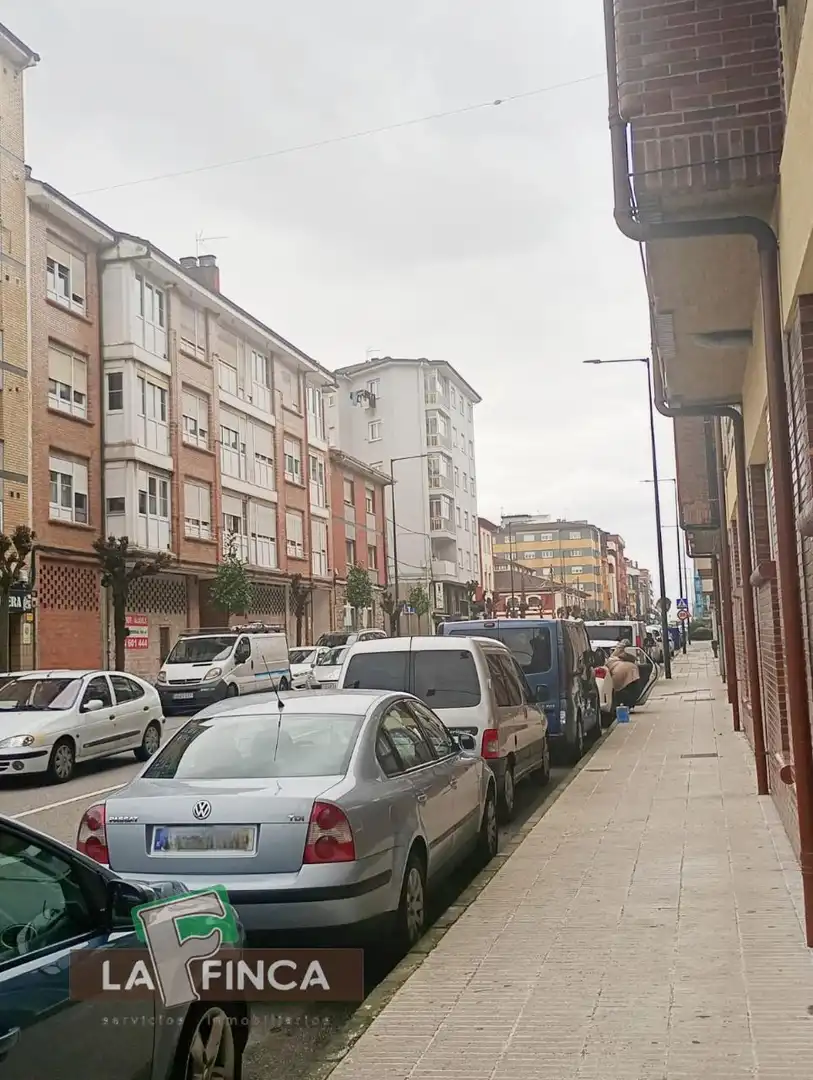 Außenansicht von Wohnung zum Verkauf in Llanera mit Heizung