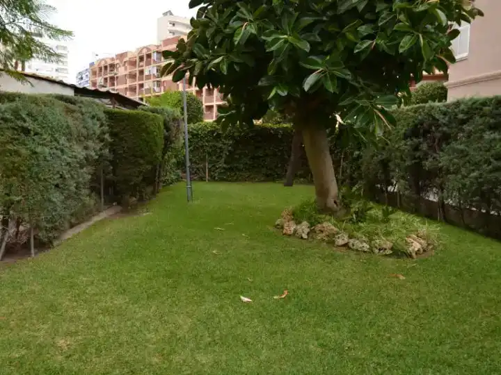 Jardín de Piso en venta en Torremolinos con Aire acondicionado, Piscina y Balcón