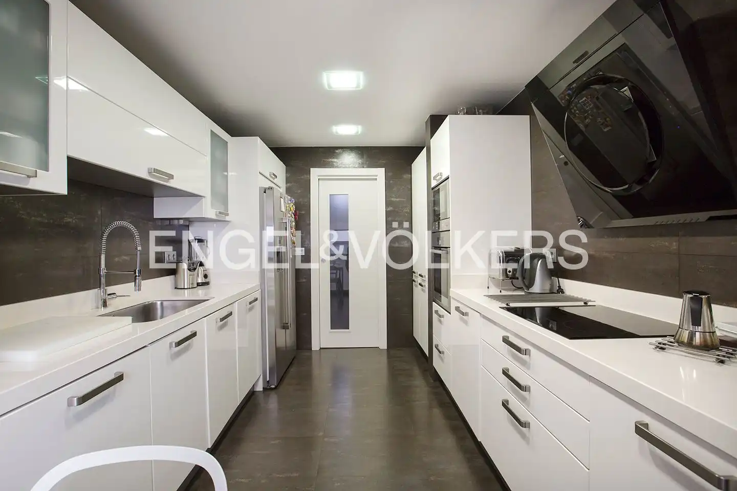 Küche von Wohnung zum Verkauf in Bilbao  mit Heizung