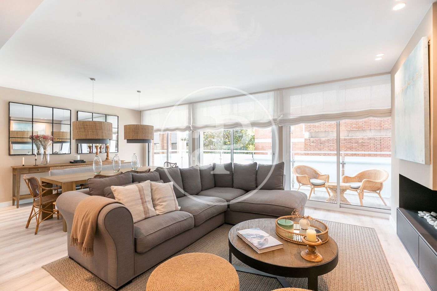 Living room of Flat to rent in  Barcelona Capital  with Air Conditioner, Heating and Terrace