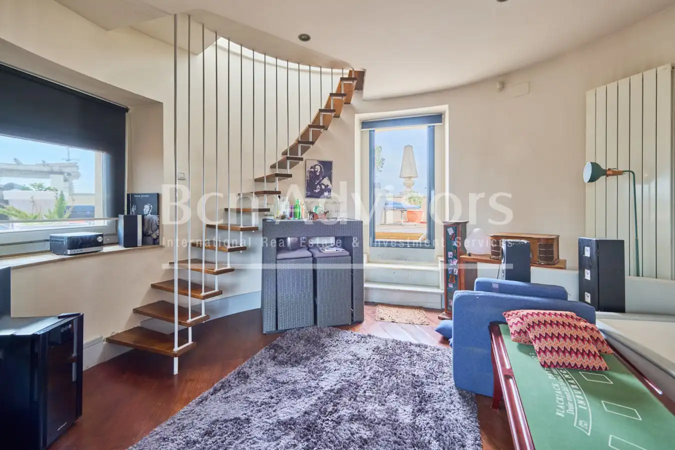 Living room of Attic for sale in Barcelona  with Air Conditioner, Heating and Parquet flooring