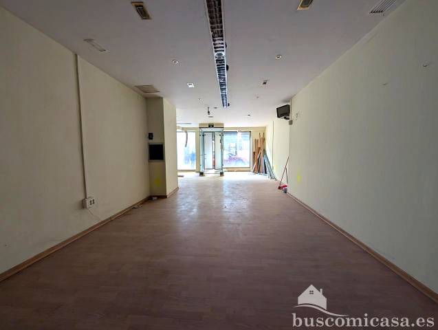 Local comercial en Venta en Argüelles en Linarejos