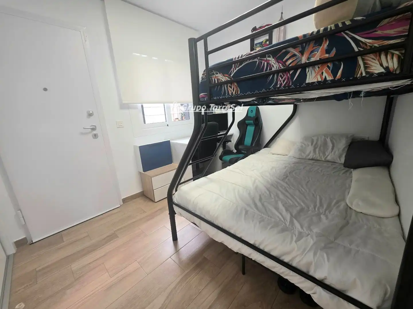 Casa aparellada amb piscina en venda a Chipre, imagen 26