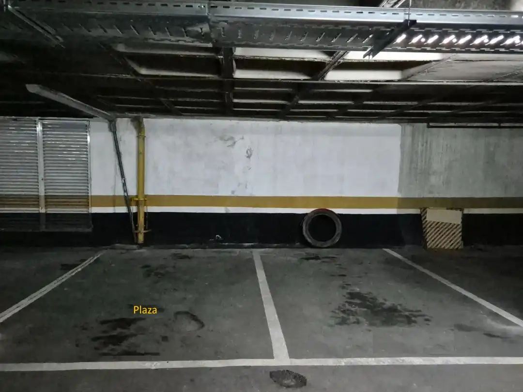 Parking of Garage for rent in Madrid