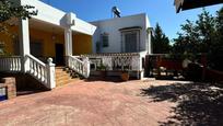 Exterior view of House or chalet for sale in Mairena del Alcor  with Air Conditioner