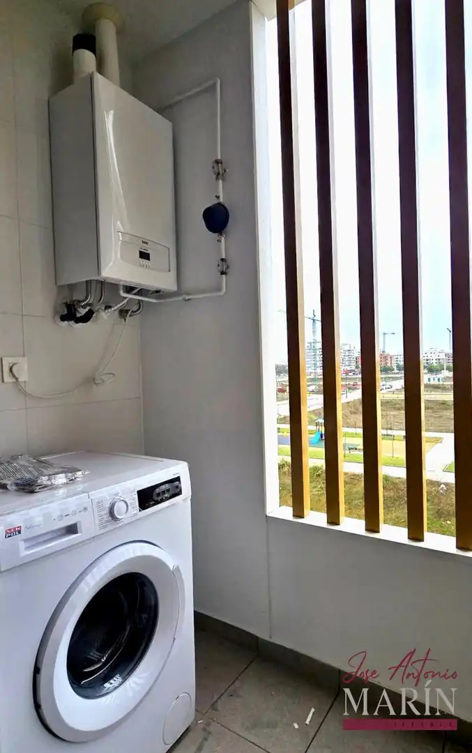 Study for rent in Avenida Elvas