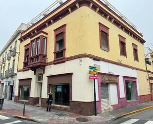 Vista exterior de Dúplex en venda en Dos Hermanas amb Aire condicionat, Calefacció i Terrassa