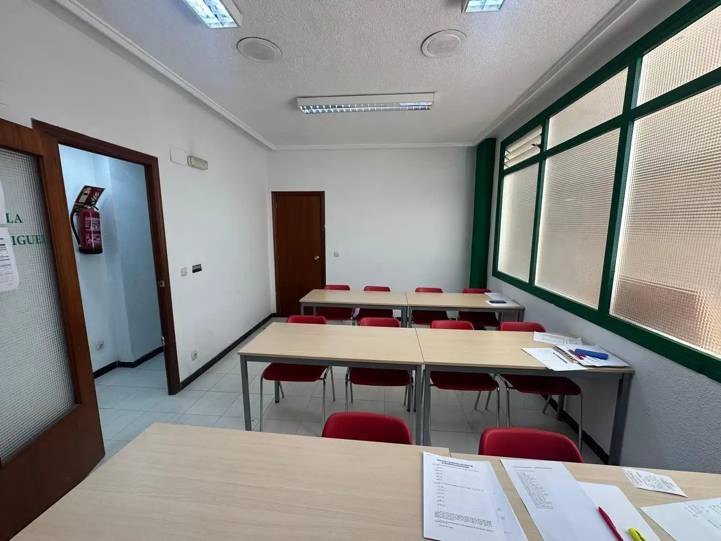 Commercial properties for transfer in Novelda